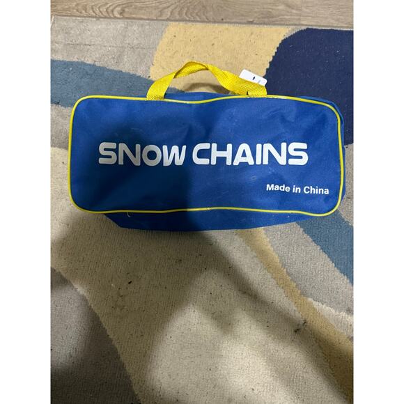 Snow Tire Chains for Car SUV Pickup Trucks - Picture 1 of 4